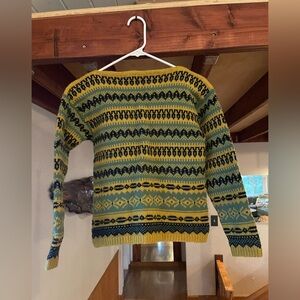 Vintage Hand Knit Wool Sweater